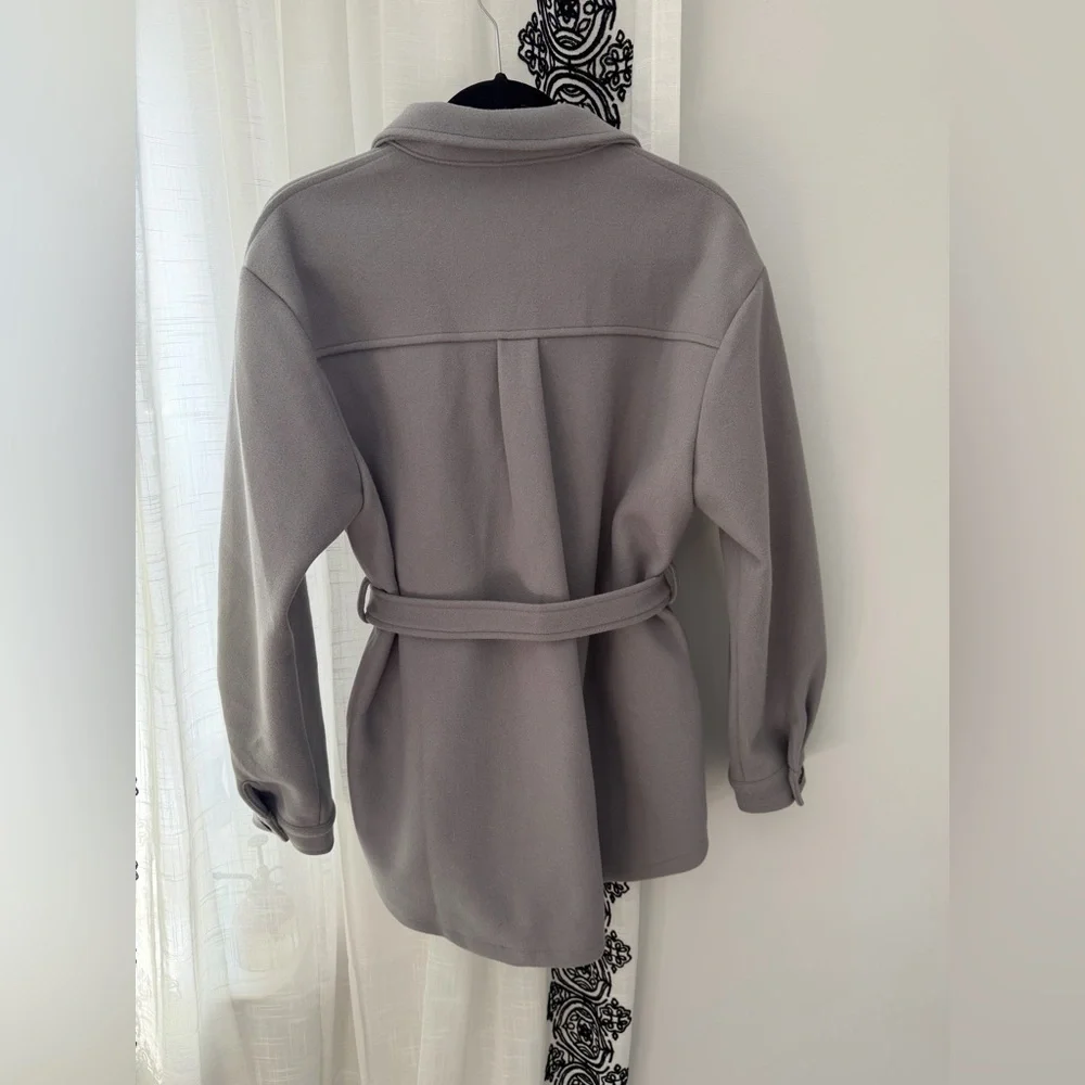 Women's Gray Belted Shacket - Picture 5 of 5